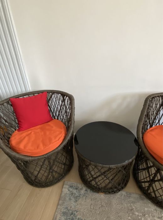 Кресла + стол натуральный ротанг