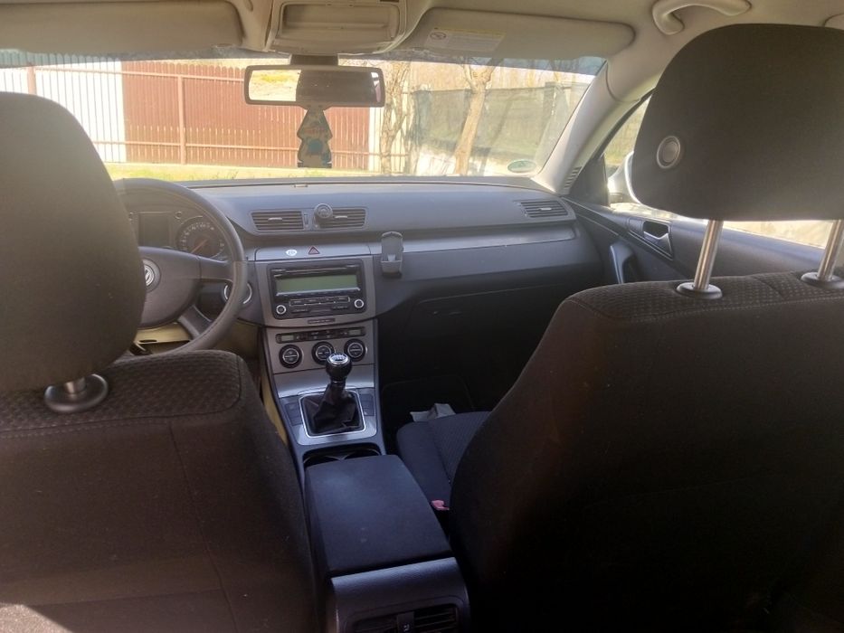 Vând mașină Passat B6