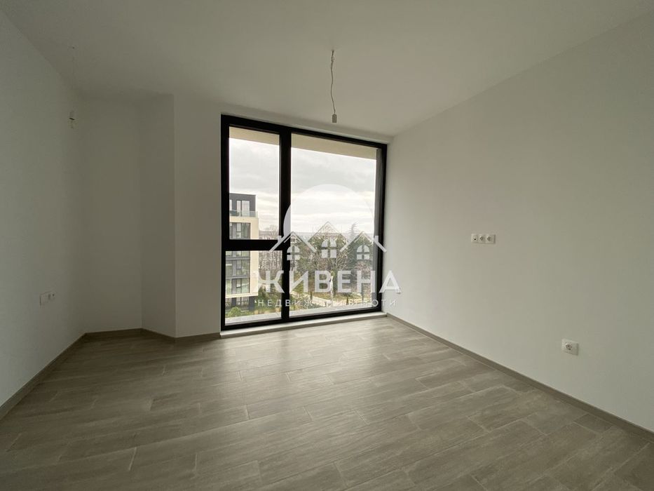 Продава се Четиристаен апартамент в к.к. Св.Св. Константин и Елена - 141 кв.м за 2042 €/кв.м - Снимка #11