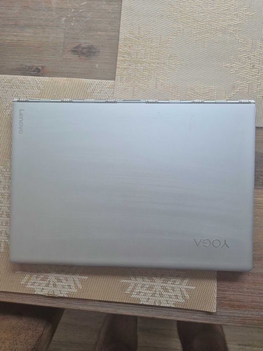 Ultrabook Premium Lenovo Yoga 910 | i7 | 8GB RAM | 512GB SSD | Aluminiu