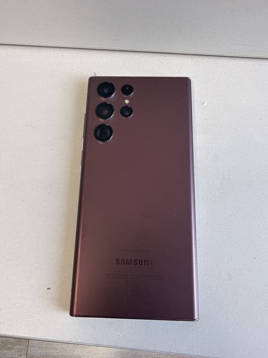 Samsung s22 ultra burgundy