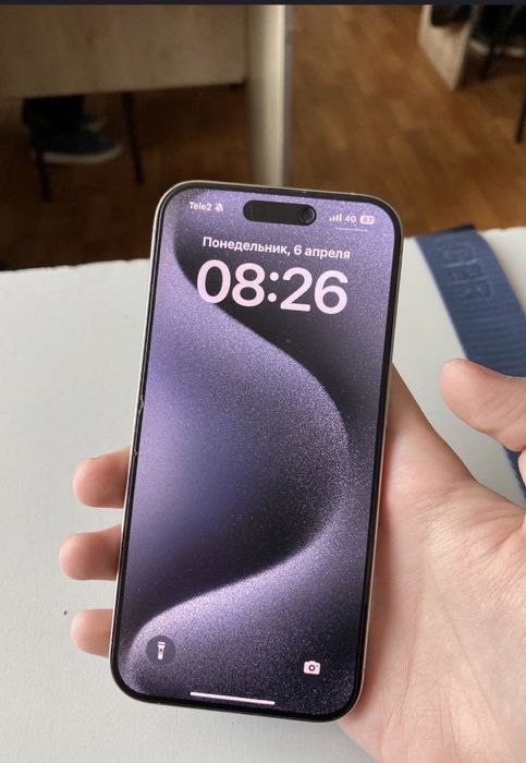 Продам айфон 15 про
