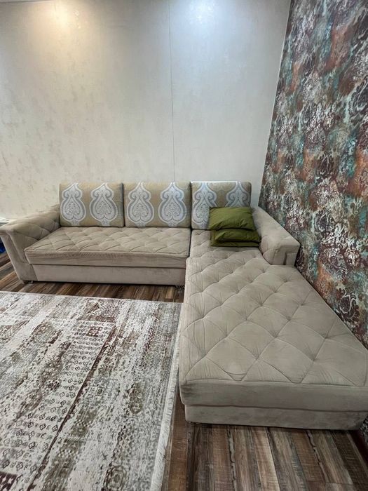 Продается б/у Угловой диван