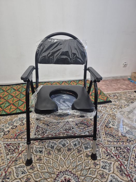 Продам переносной кресло туалет