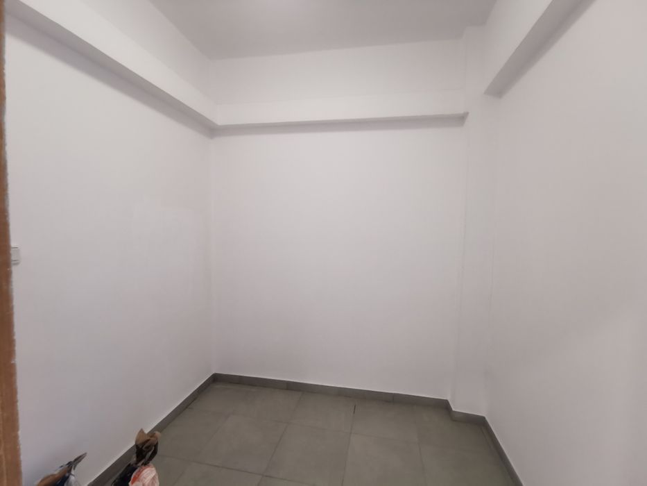 Дава се под наем Магазин в Добрич, Център - 30 кв.м за 204 € - Снимка #4