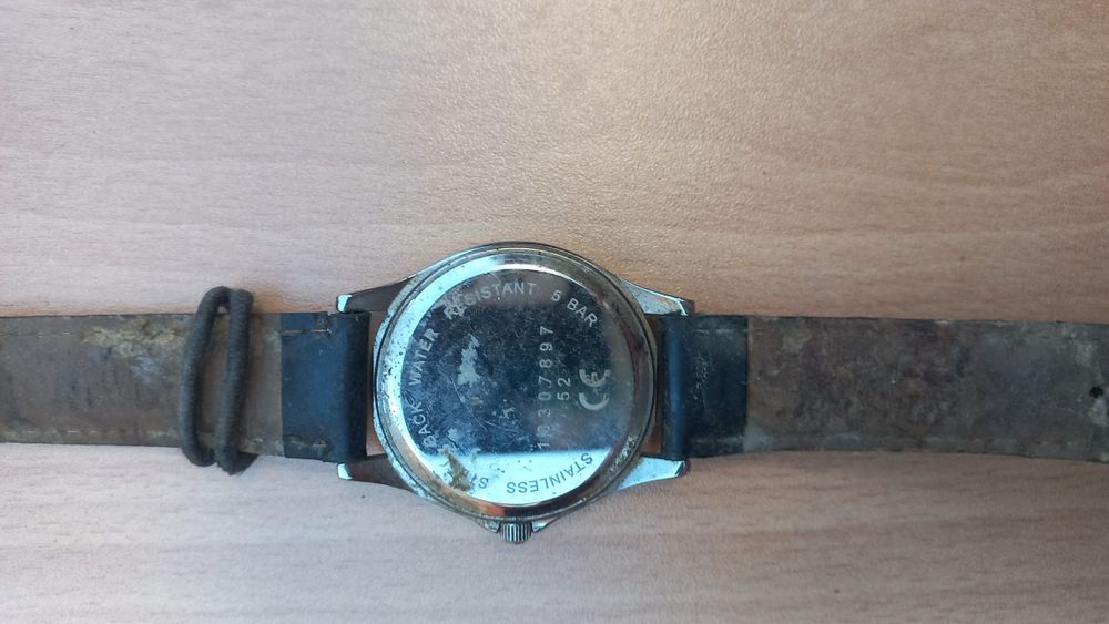 Лот за часовникари за реставрация