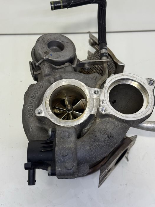 Оригинална турбина Audi VW Porsche 06M145689J 3.0 TFSI / 4.0 TFSI