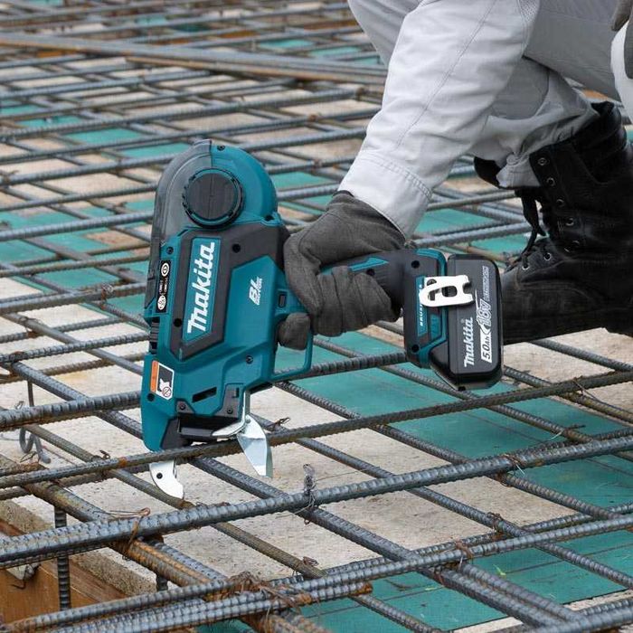 Акумулаторна машина за връзване на арматура Makita DTR181ZJ, 18V