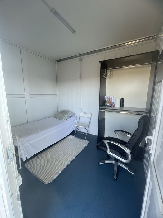 Cazare muncitori Chiajna – 8 persoane – utilități incluse – fără vecini – parcare microbuz – disponibil 1 Mai