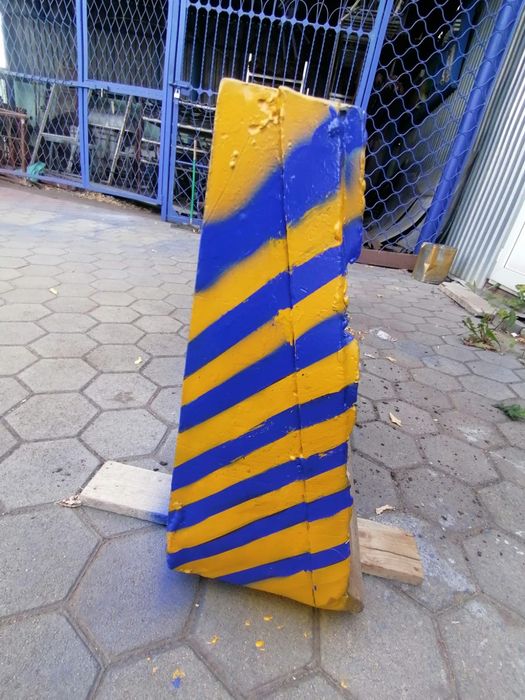 Продам  отвал на трактор Беларус