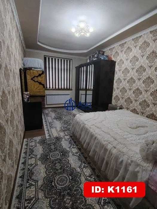 K1161 Shayx bozorcha 5mikrorayon jomiy 4xonalik kvartira sotiladi