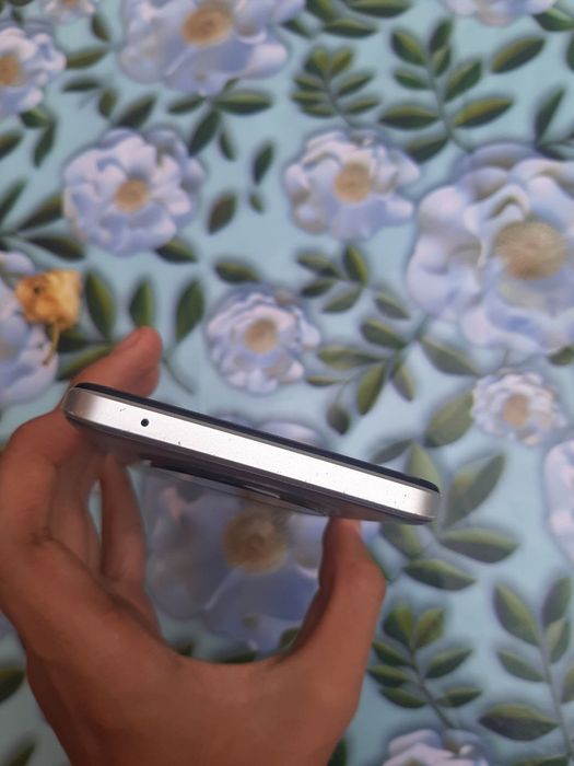 Huawei Nova Y91 holati yangi srochna sotiladi