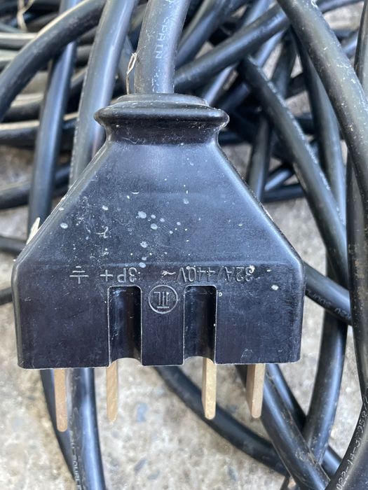 Спешно! Продавам трифазна сондажна помпа Grundfos SP 11-11