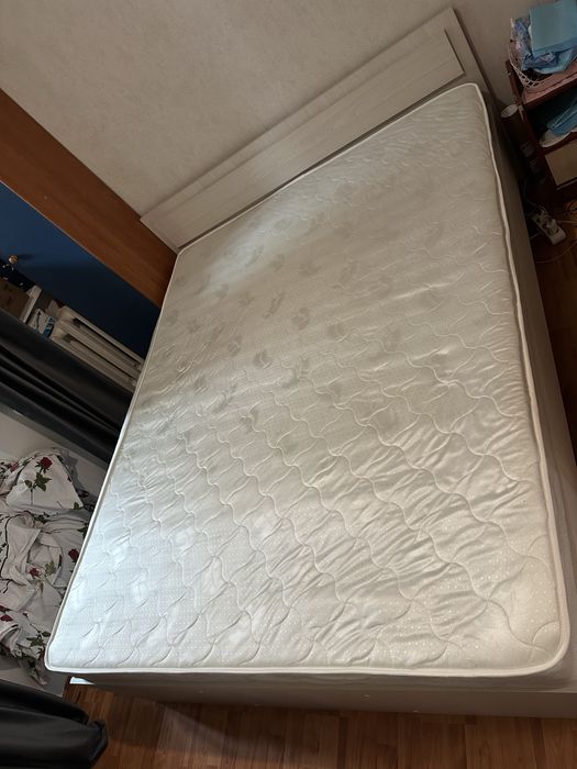 Матрас для кровати