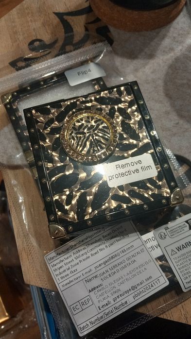 Galaxу flip 4 кейс