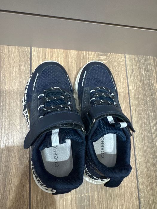 Кроссовки на мальчика