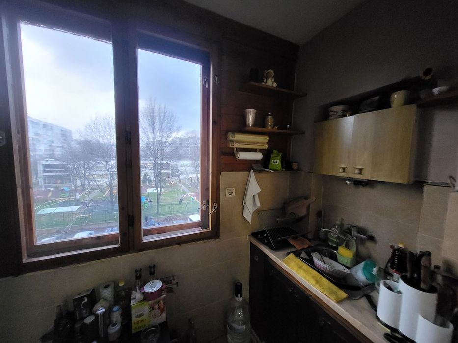 Тристаен апартамент в ж.к. Люлин 7! До детски градини!