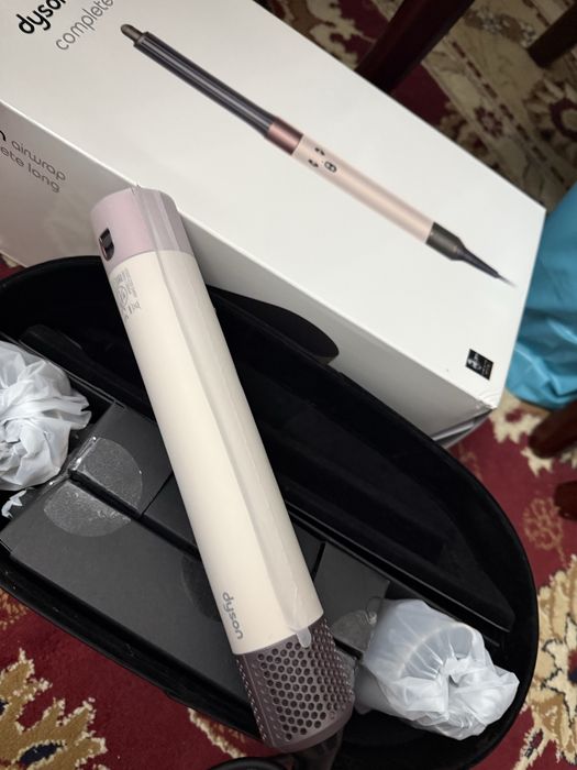 Фен для ухода Дайсон