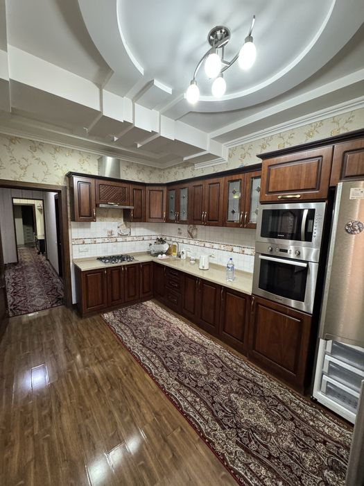 Сотилади Roison Дом Чорсу 3 хонали уй