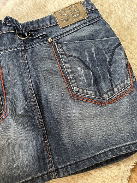 Дънкова пола - практична S размер + Дамски летни обувки - 40 номер