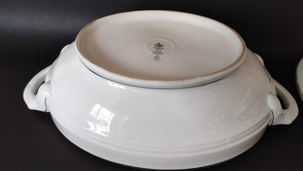 Немски порцеланов супник платинен кант