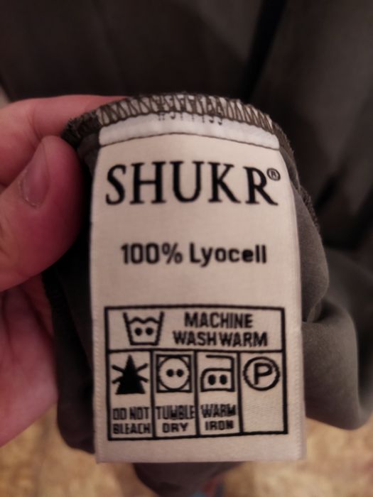 длинное базовое платье от Shukr