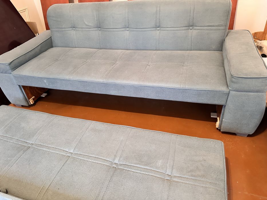 Продам диван в хорошем состоянии