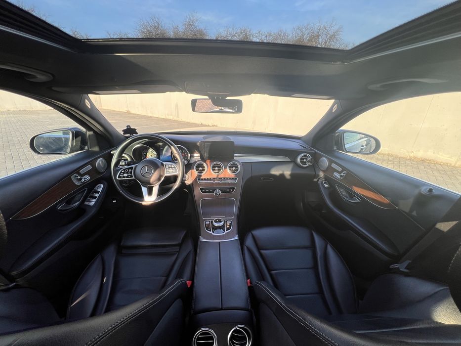 Mercedes-benz C300, 2019,4Matic, 9G-tronic