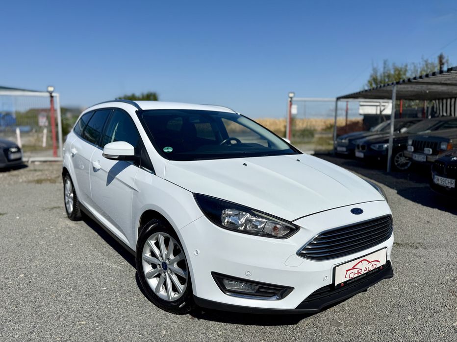 Ford Focus Titanium 07/2015, 1.5 TDCi 120cp Euro6, Navigatie, Dublu Climatronic,. Scaune incalzite, volan incalzit, Rate cu avans 0%