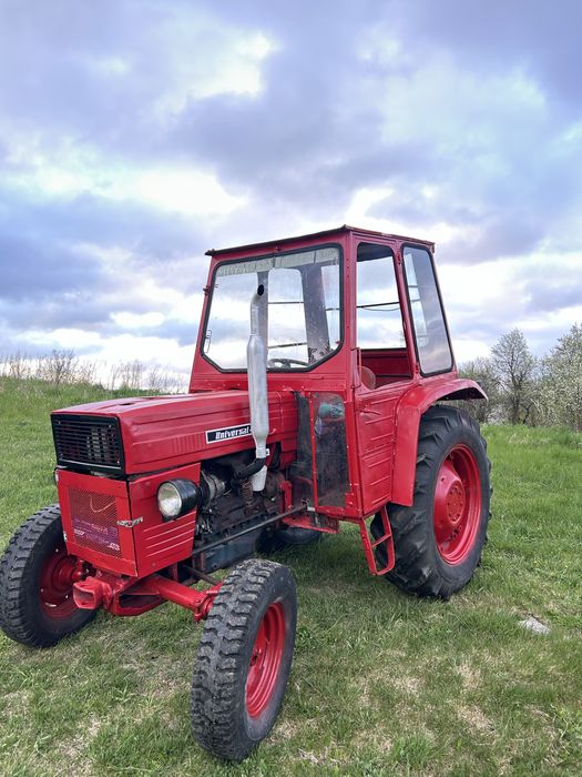 Tractor Utb 445.