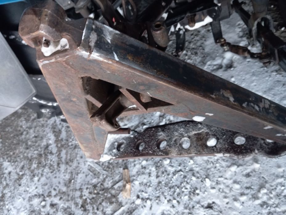 Продам уголок угольник