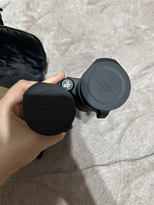 продам бинокль .