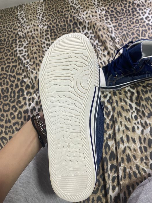 adidasi sport unisex