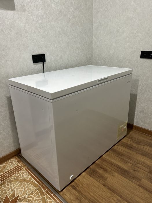 Продам морозильник