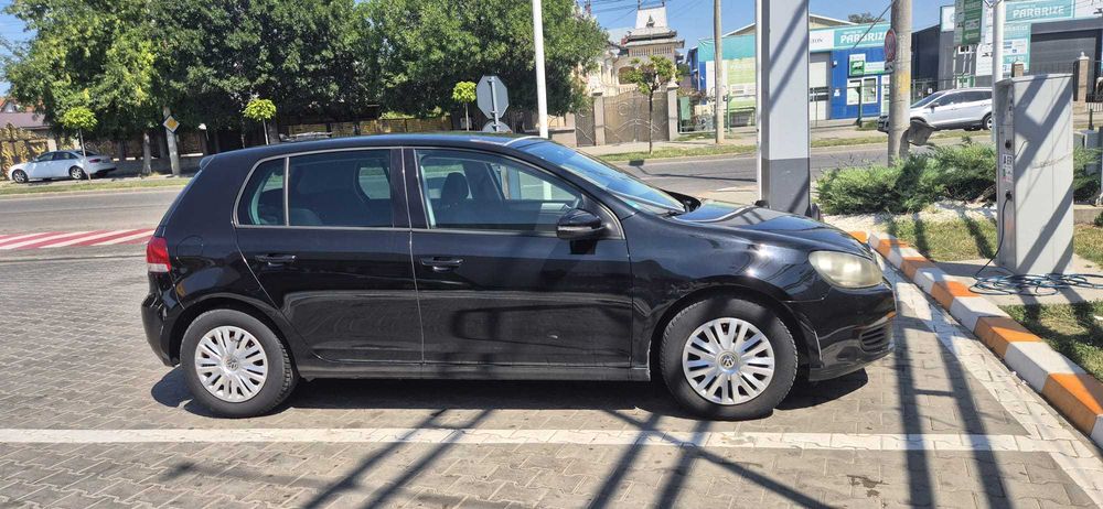 VOLKSWAGEN Golf 2011 — imagine 4