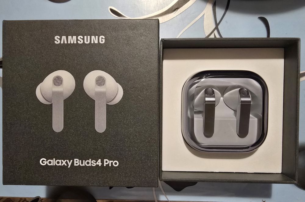 Samsung buds 4 pro