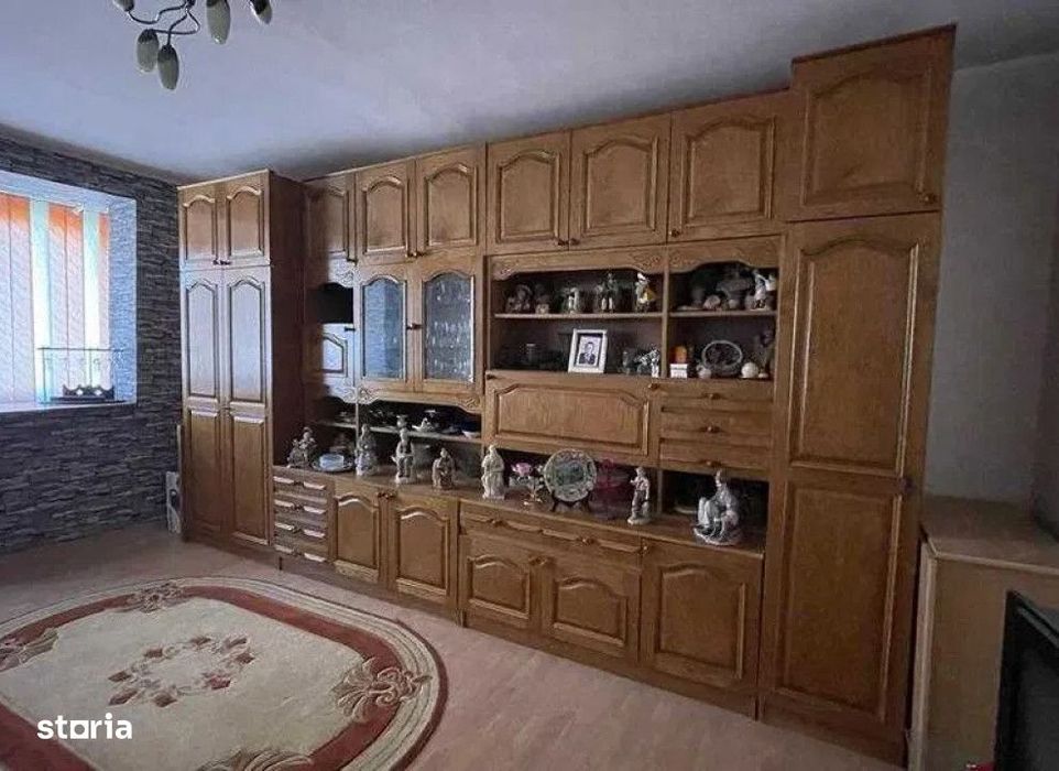 Apartament  2 camere 1 Mai , 52 metri, etaj 4 Cod:150219