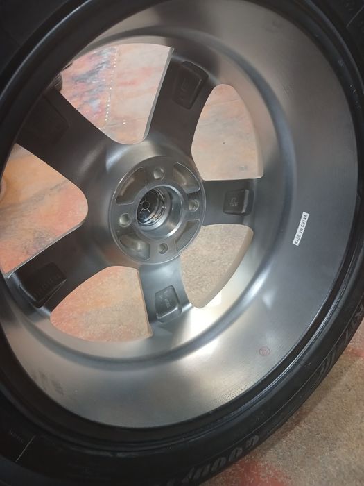 Продаётся!!! Диск+Балон R-17 на Кобальт