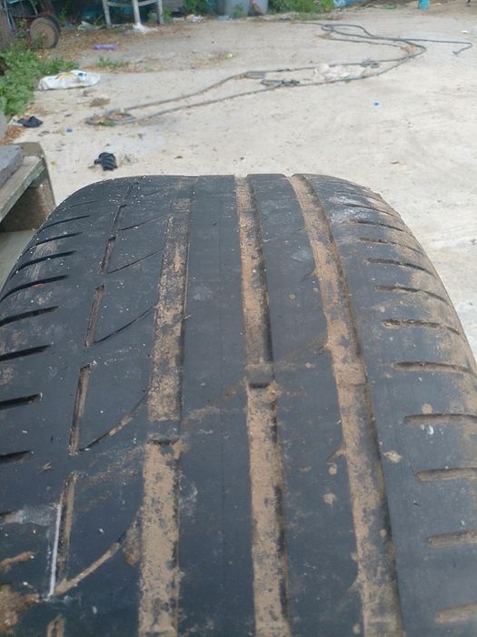 Cauciucuri 275 40 19