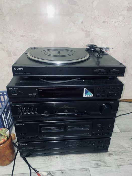 Продам музыкальный центор sony