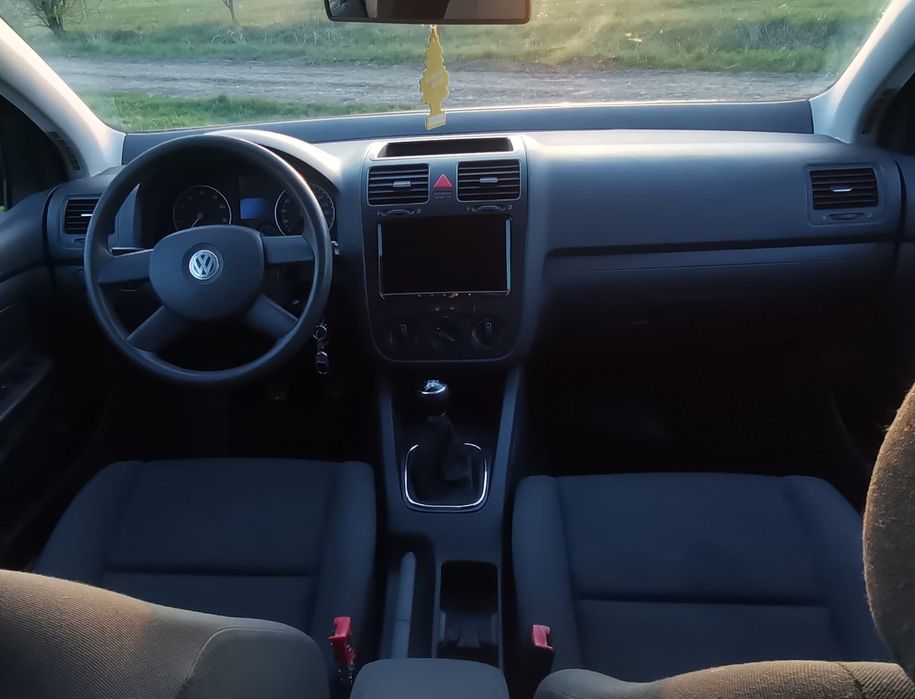 Vw Golf 5 1.4 mpi 2 chei 2 seturi de roti recent adus