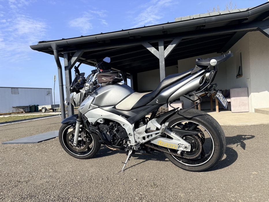 Suzuki gsr 600 2600 euro 98 cp