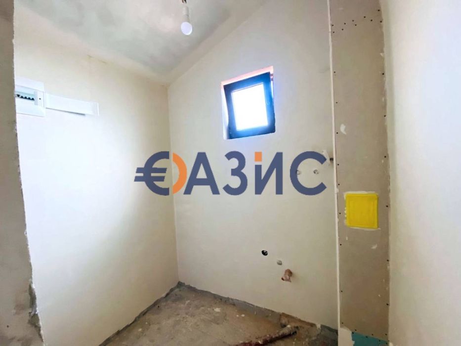 Продава се Многостаен апартамент в с. Тънково, Област Бургас - 164 кв.м за 1464 €/кв.м - Снимка #12