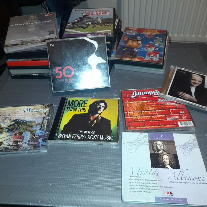 Cd uri cu fime/muzica/jocuri