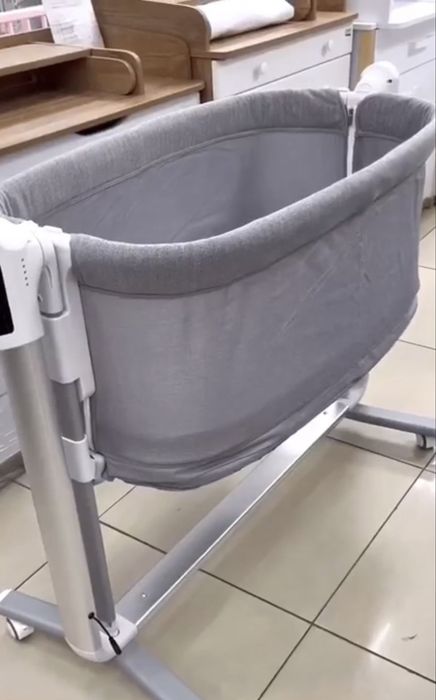 Люлька автоматического качания Ining baby C03