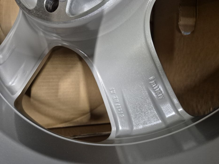 Джанти Borbet 17цола , 5х112 , 8j , et30 Mercedes , Audi , Vw , Seat