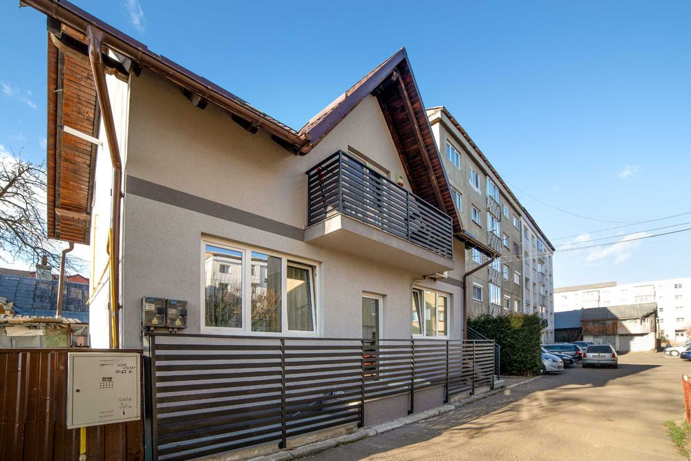 Inchiriez apartament in regim hotelier