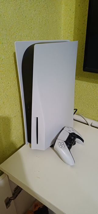 Продам Playstation 5