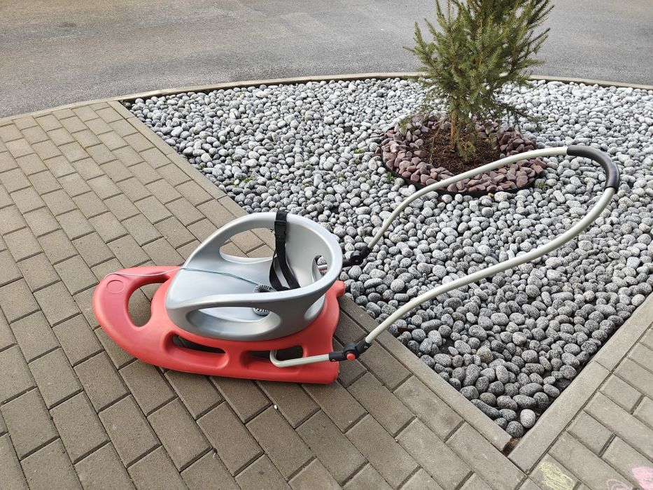 Шейна с дръжка за бутане