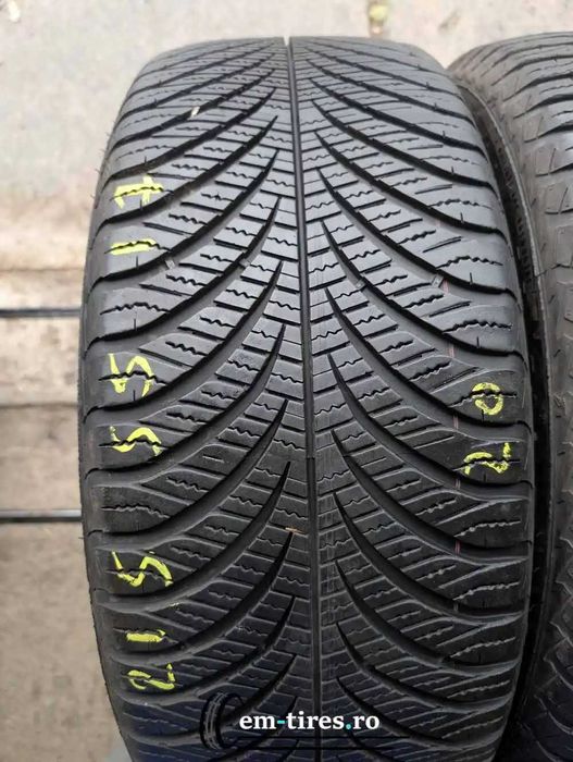 SET 2 Anvelope All Season 215/55 R17 GOODYEAR Vector ras